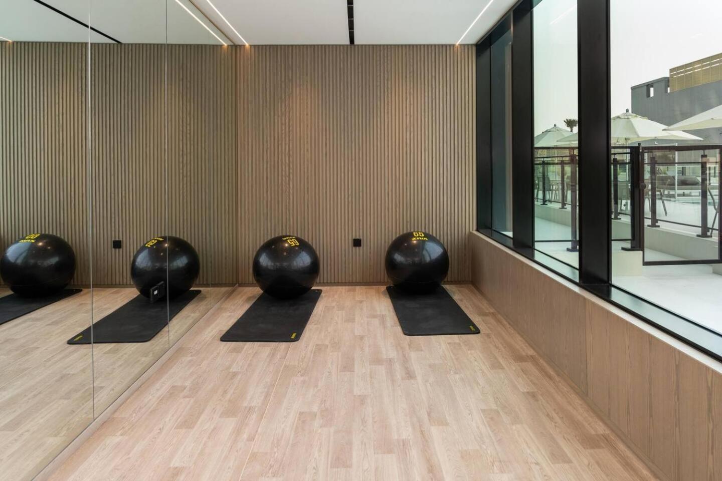 Exquisite Brand-new 1br With Spacious Balcony
